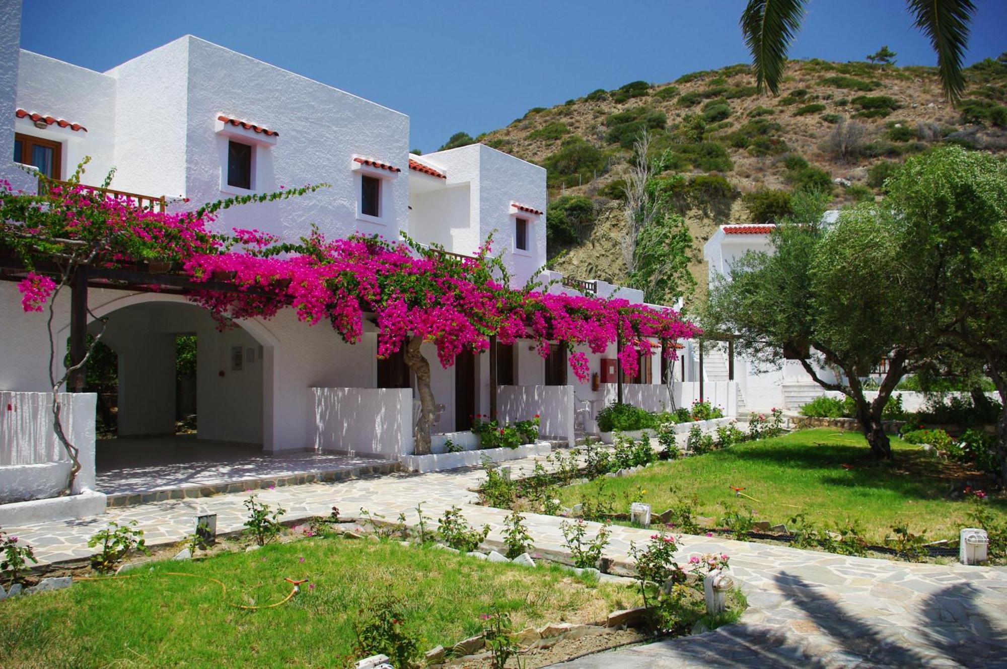 Astron Hotel Karpathos Bagian luar foto