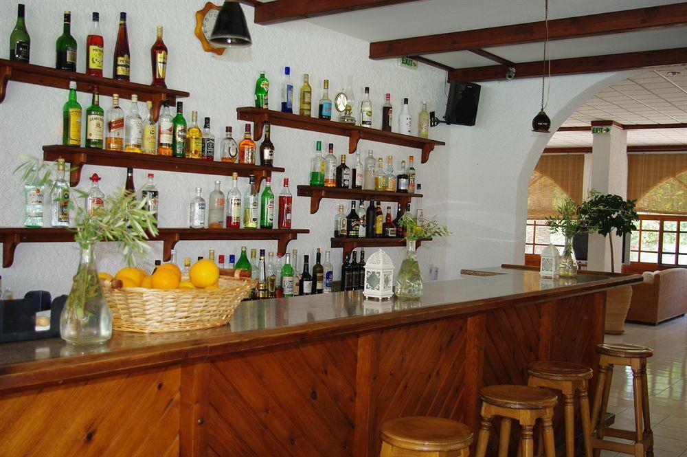 Astron Hotel Karpathos Bagian luar foto