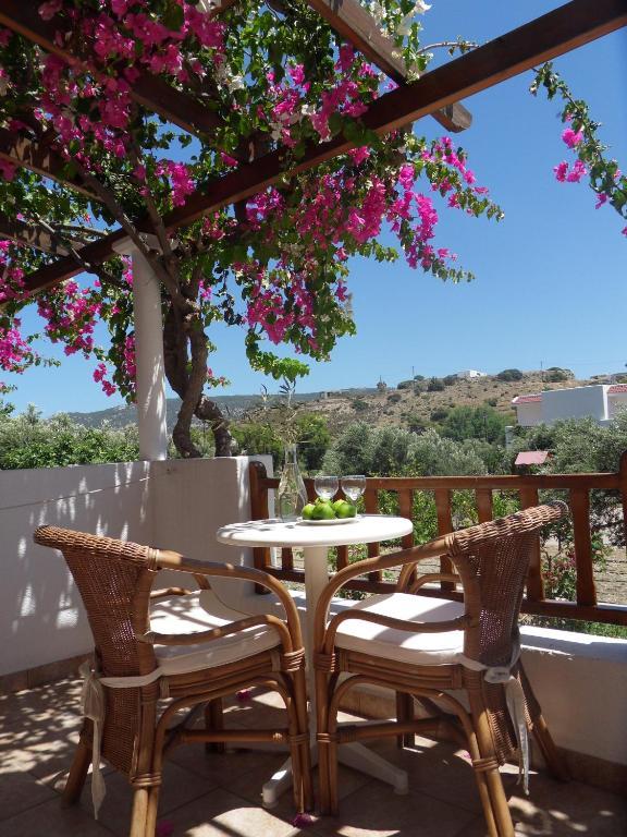 Astron Hotel Karpathos Bagian luar foto